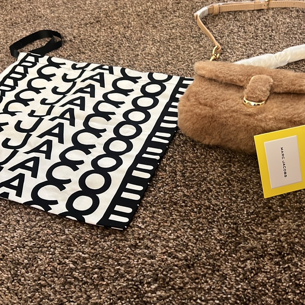 Marc Jacob - Picture 3 of 3